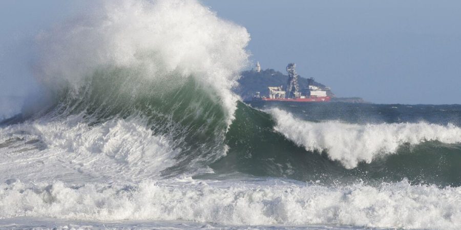 Marinha alerta para ondas de até 3 metros e risco a banhistas – PIRANOT