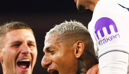 Richarlison decide no fim, e Tottenham vence Chelsea por 2 a 1 na Austrália – PIRANOT