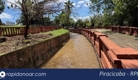 Limpeza retira mais de 2 toneladas de resíduos do Canal do Mirante em Piracicaba