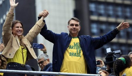 Flávio Bolsonaro propõe cortar dez ministérios e endurecer segurança – PIRANOT